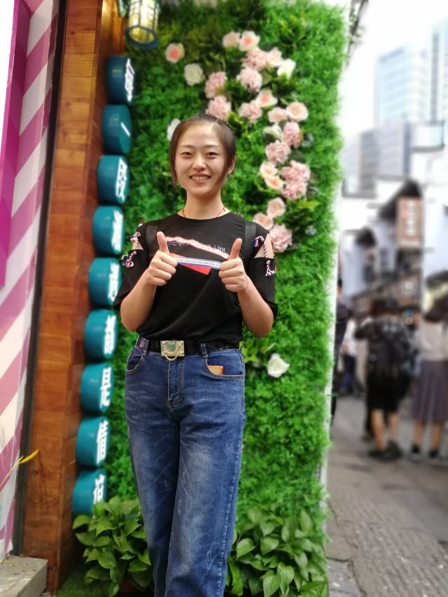 张艳静图2.jpg